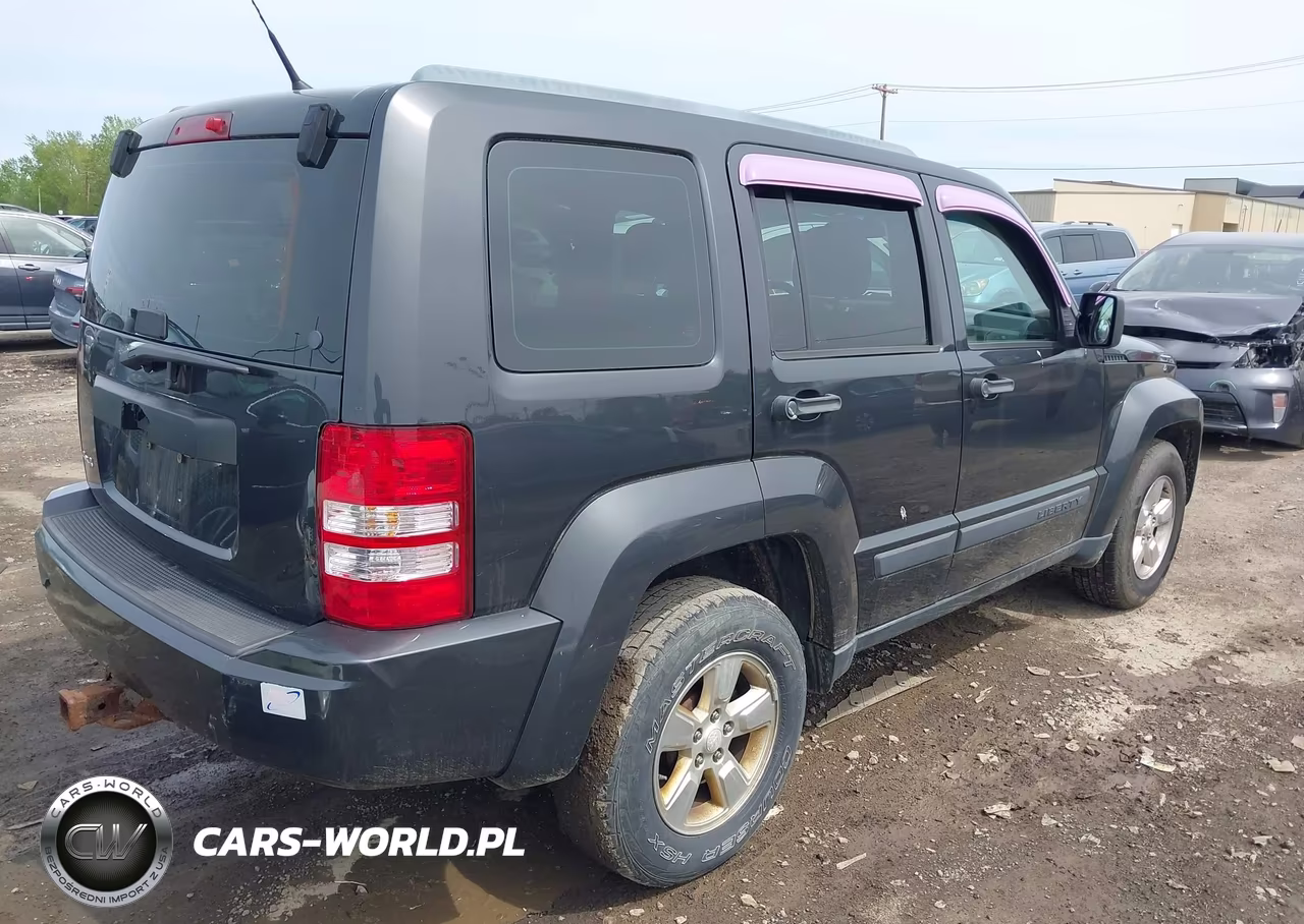2011 Jeep Liberty Sport VIN:1J4PN2GK8BW529810 - 4
