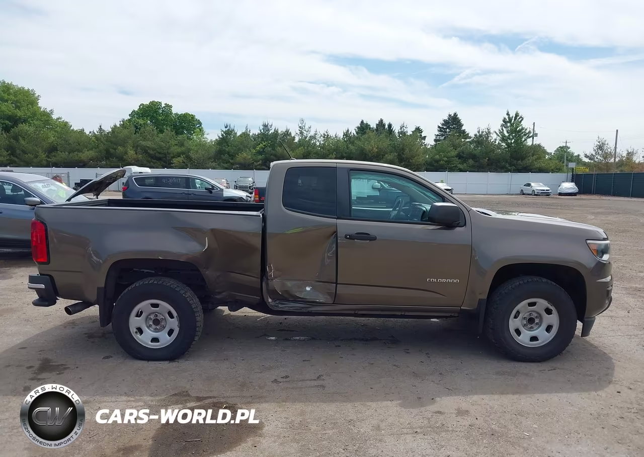 2015 Chevrolet Colorado Wt VIN:1GCHSAEAXF1230037 - 14