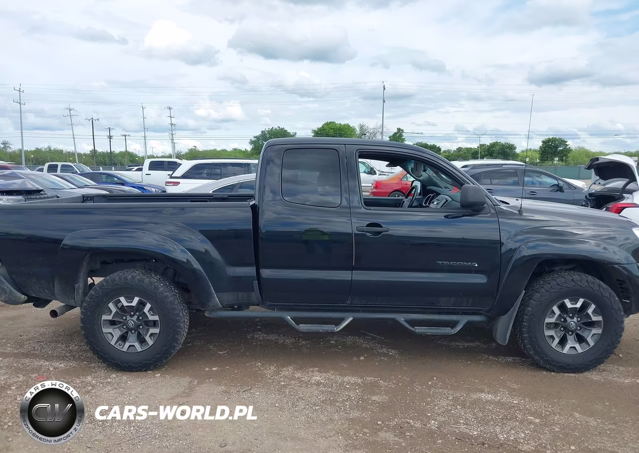 2011 Toyota Tacoma Prerunner V6 VIN:5TFTU4GN0BX004263 - 13