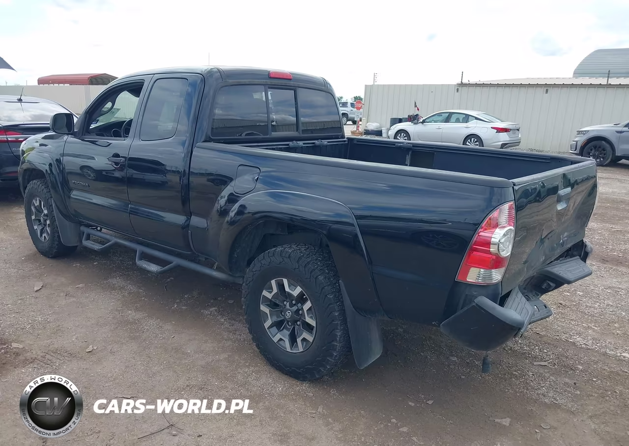 2011 Toyota Tacoma Prerunner V6 VIN:5TFTU4GN0BX004263 - 3