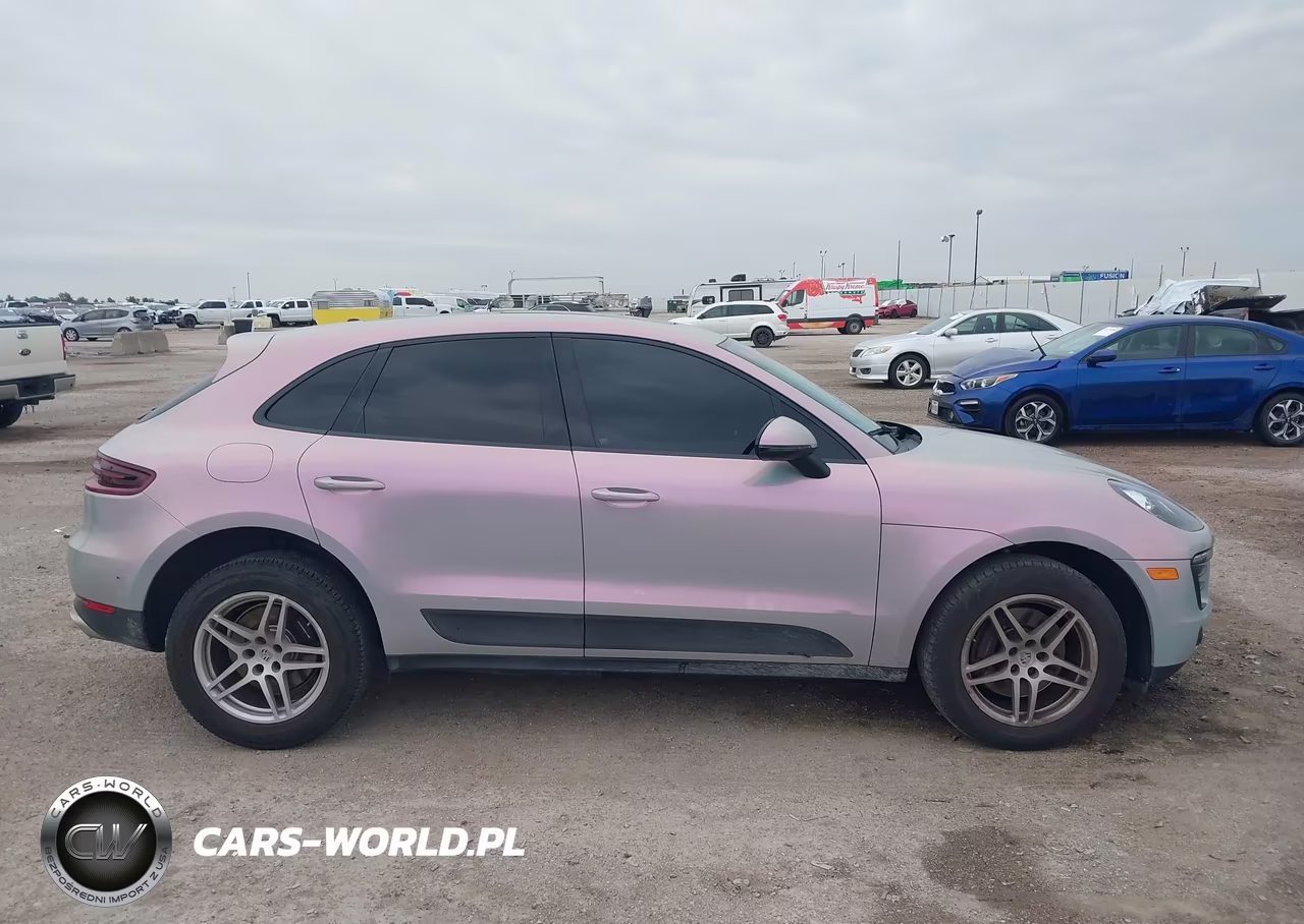 2018 Porsche Macan VIN:WP1AA2A57JLB19086 - 13