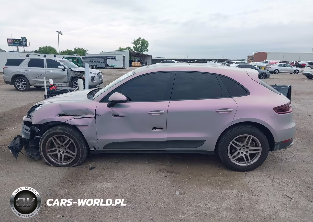2018 Porsche Macan VIN:WP1AA2A57JLB19086 - 14