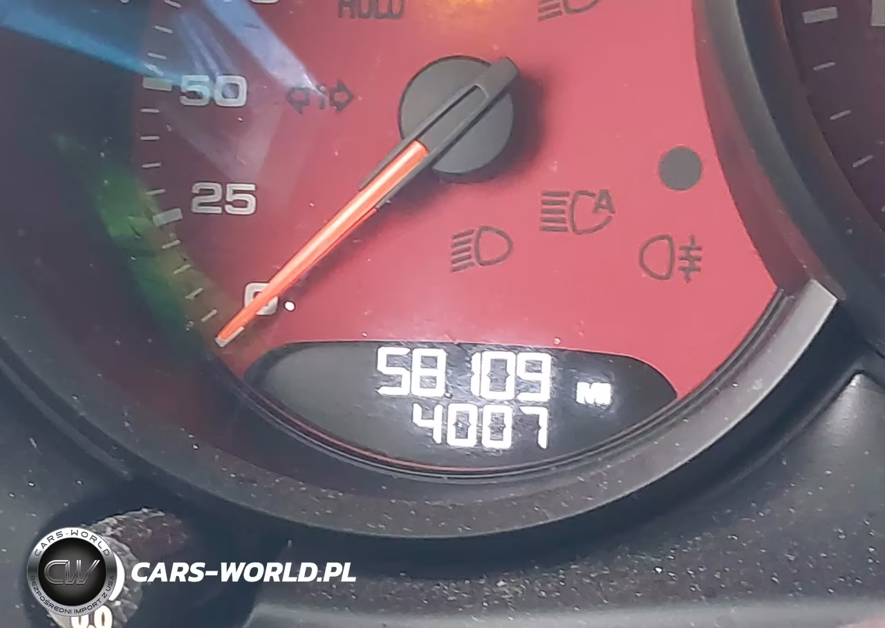 2018 Porsche Macan VIN:WP1AA2A57JLB19086 - 15