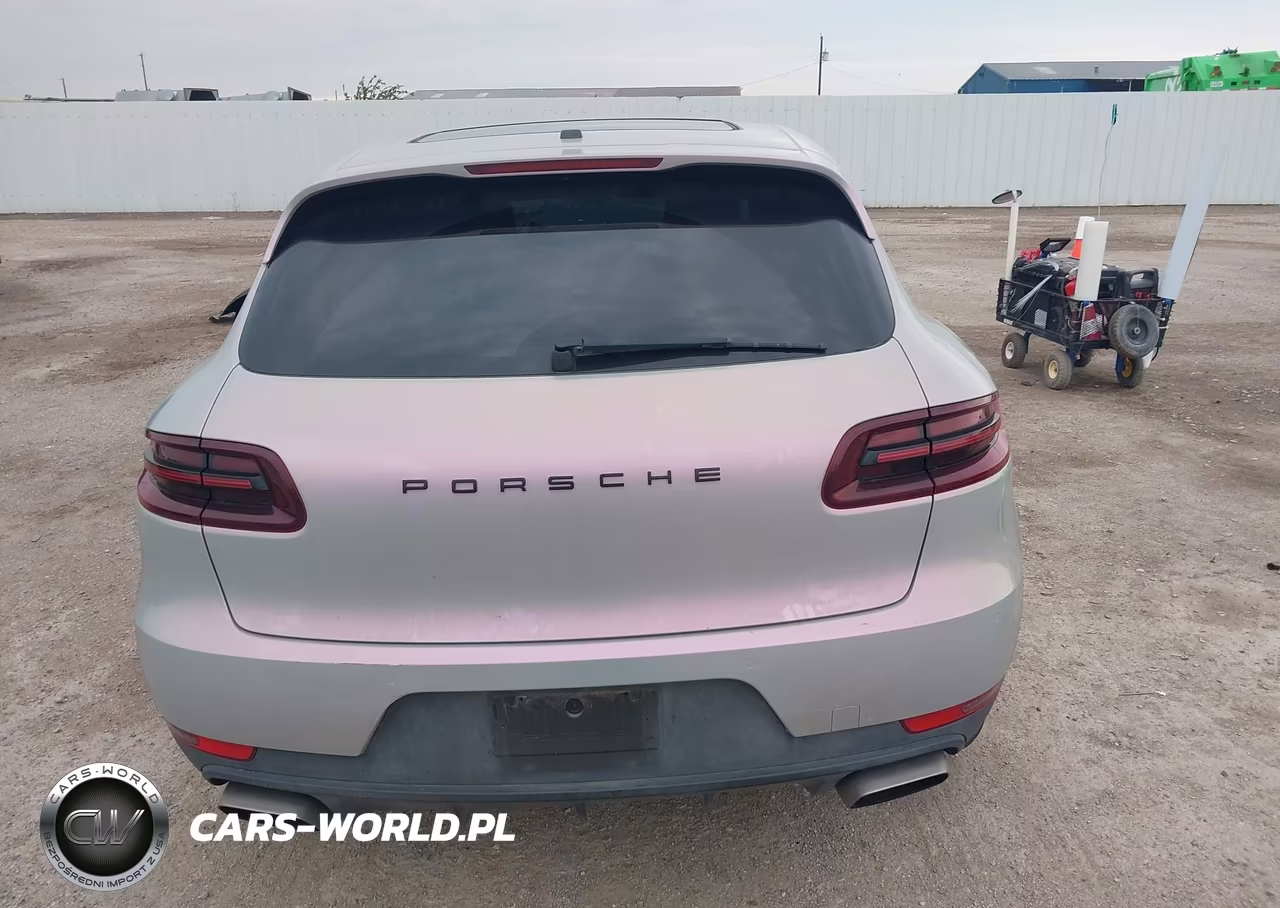 2018 Porsche Macan VIN:WP1AA2A57JLB19086 - 16
