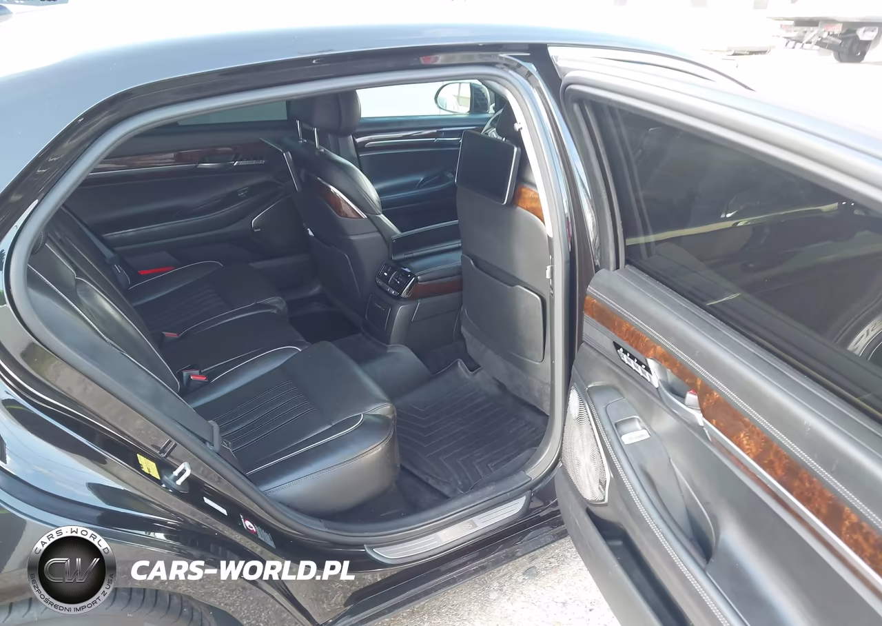 2018 Genesis G90 5.0 Ultimate VIN:KMHG54JH8JU040943 - 8