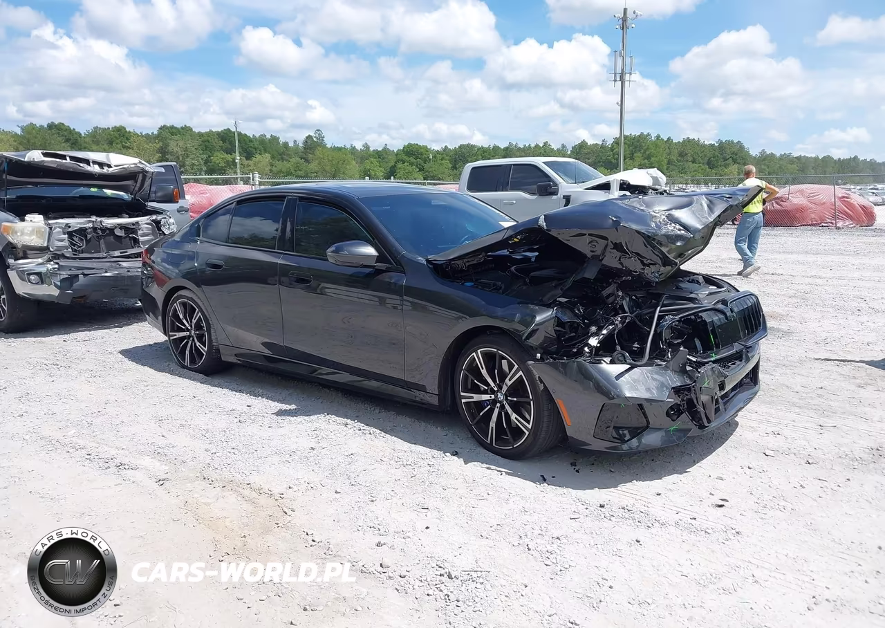 2024 BMW 540I xDrive – zdjęcie 1 z 16