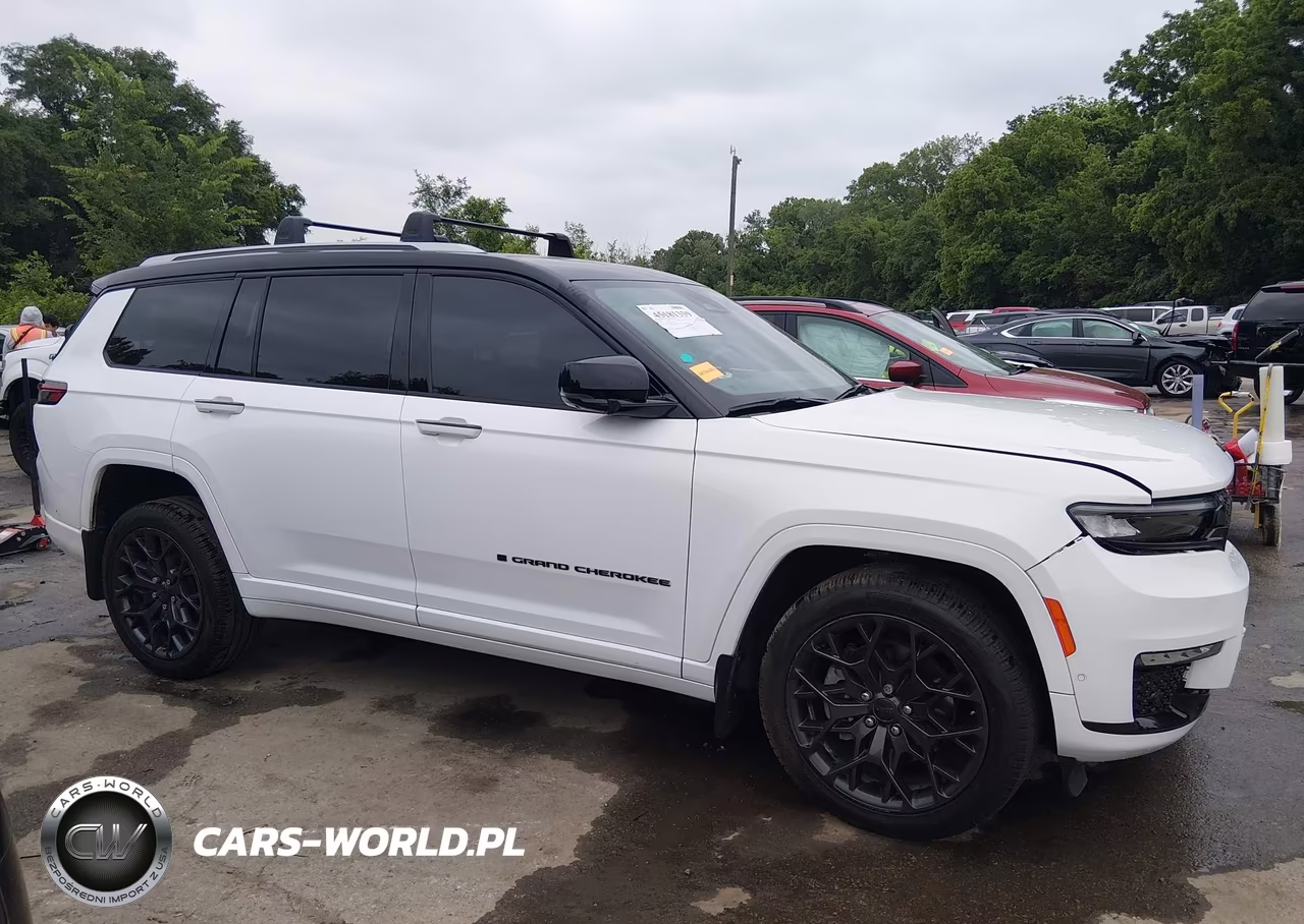 2023 Jeep Grand Cherokee L Summit Reserve 4X4 VIN:1C4RJKET0P8703743 - 13