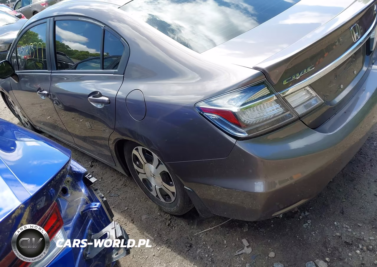 2013 Honda Civic Hybrid VIN:19XFB4F34DE203872 - 3