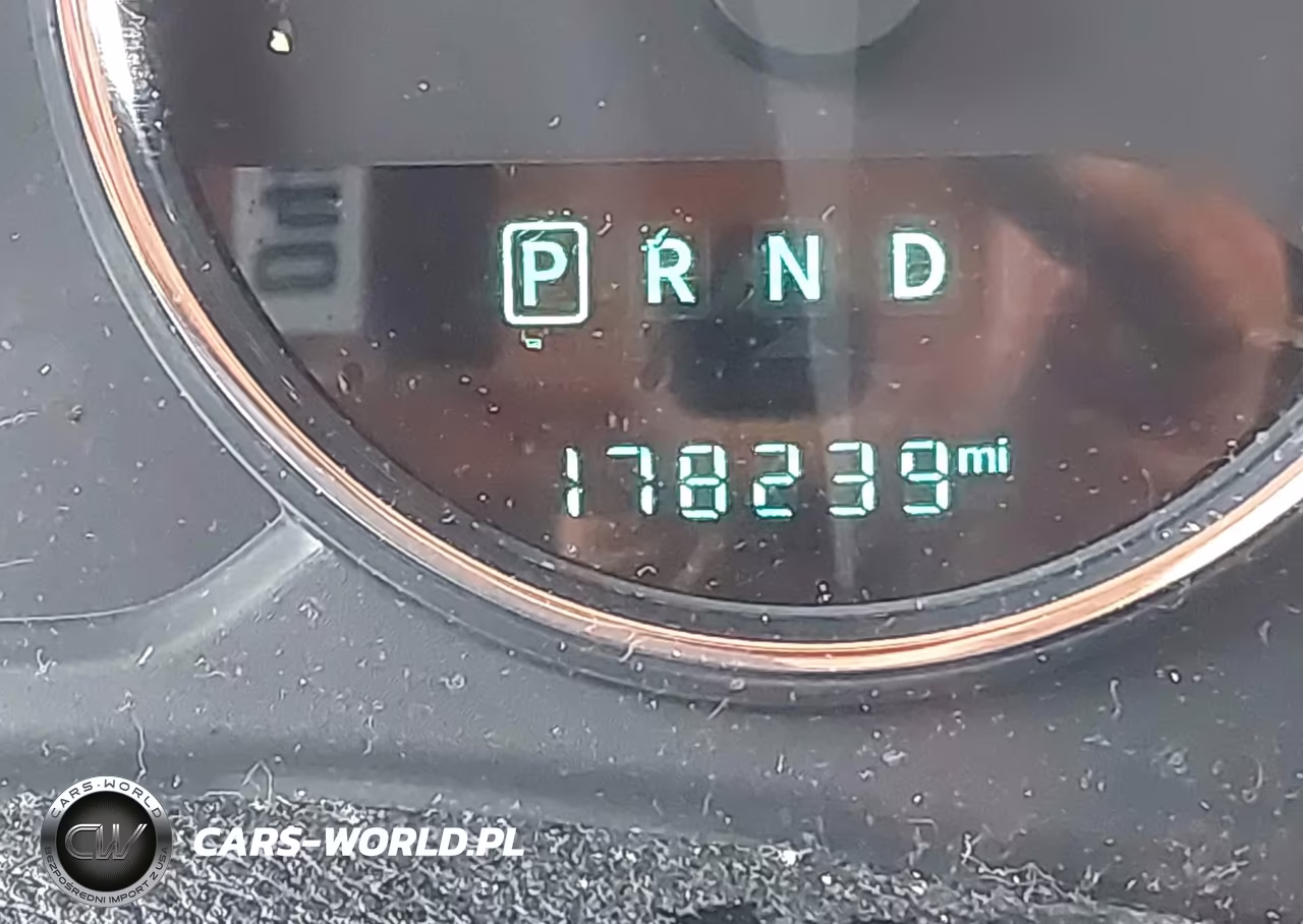 2016 Jeep Wrangler Unlimited Sport VIN:1C4BJWDG3GL286936 - 16