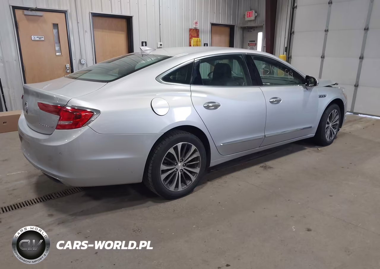 2017 Buick Lacrosse Essence VIN:1G4ZP5SS6HU213422 - 4