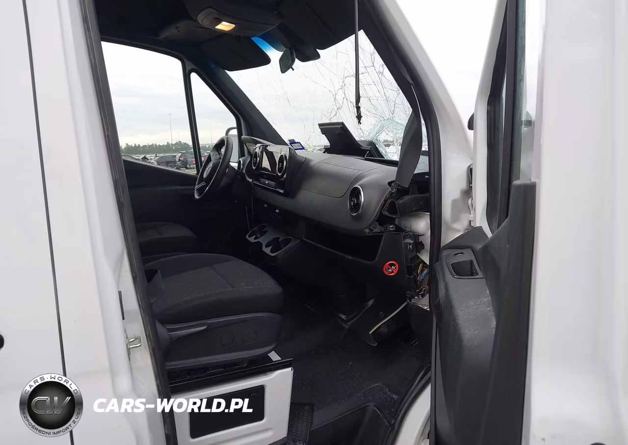2025 Mercedes-Benz Sprinter 2500 Standard Roof 4-Cyl Diesel VIN:W1Z4KFHY9SP815369 - 5