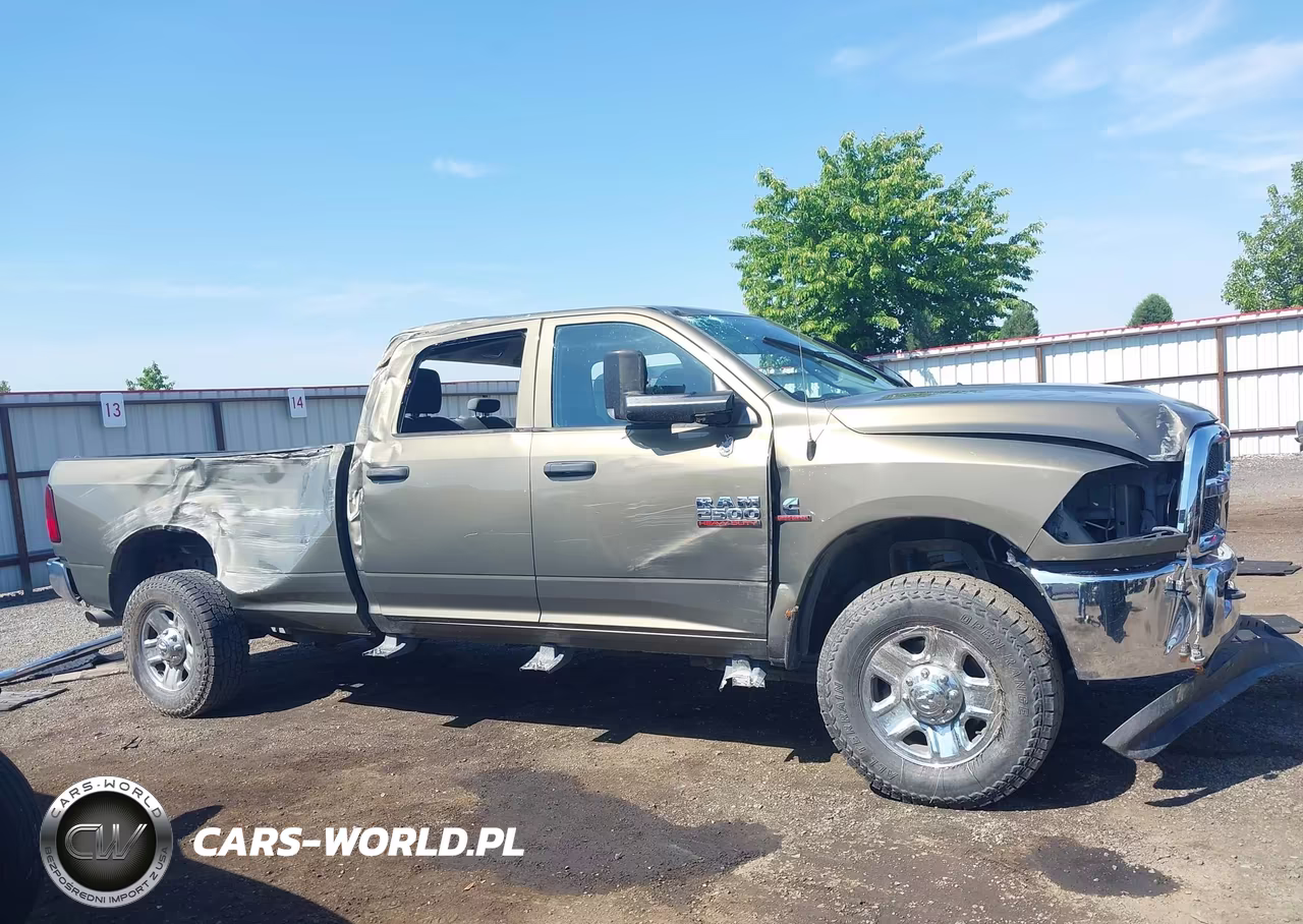 2014 Ram 2500 Tradesman VIN:3C6UR5HL2EG156571 - 14