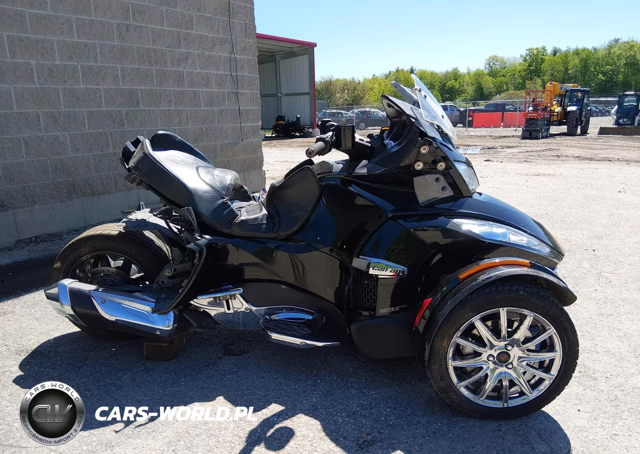 2015 Can-Am Spyder Roadster Rt-Rt-S-S Series-Ltd VIN:2BXNBDD28FV003754 - 13