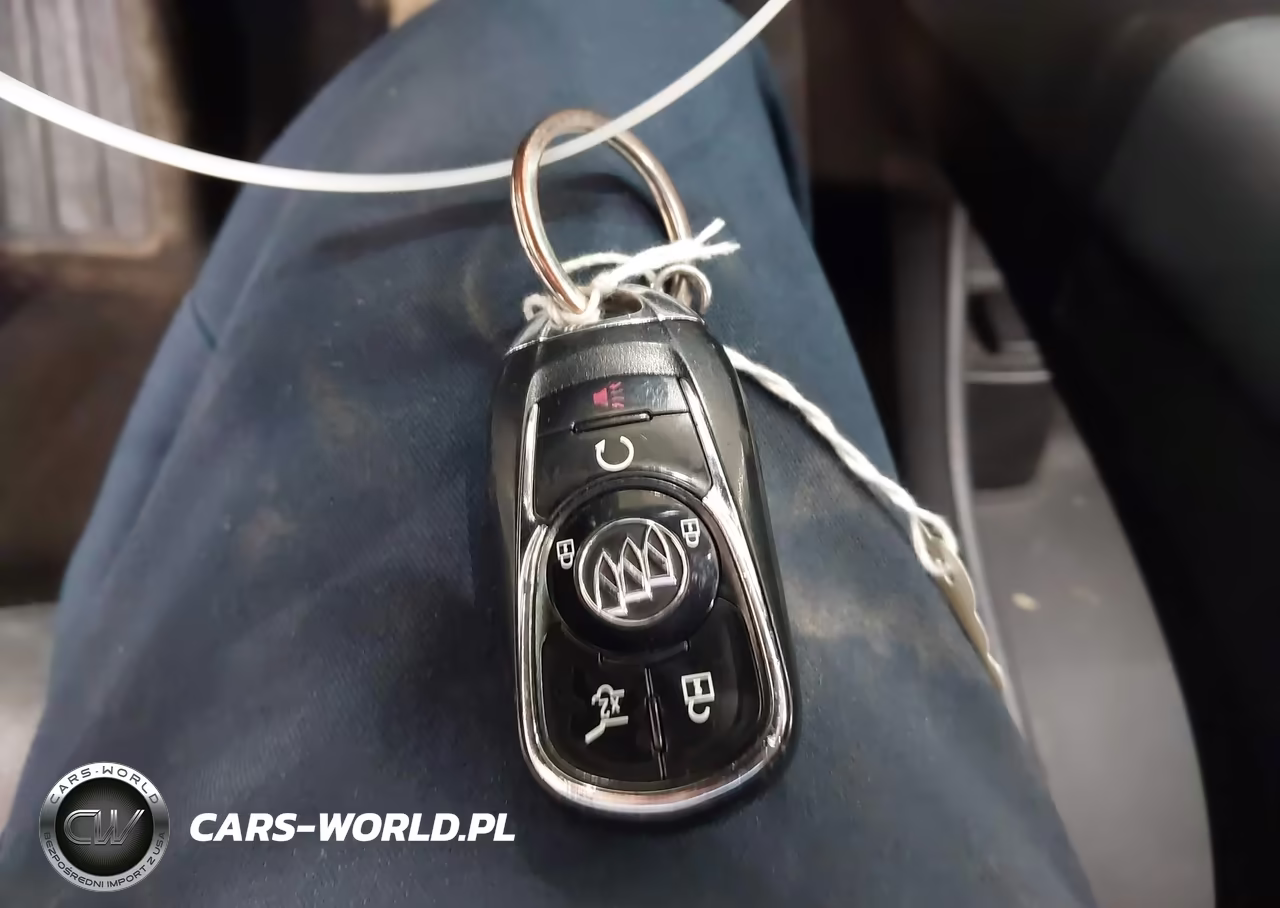 2018 Buick Enclave Essence VIN:5GAEVAKW3JJ130625 - 11