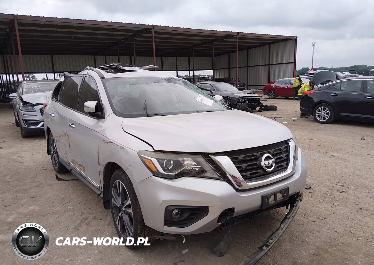 2017 Nissan Pathfinder Platinum – zdjęcie 1 z 16