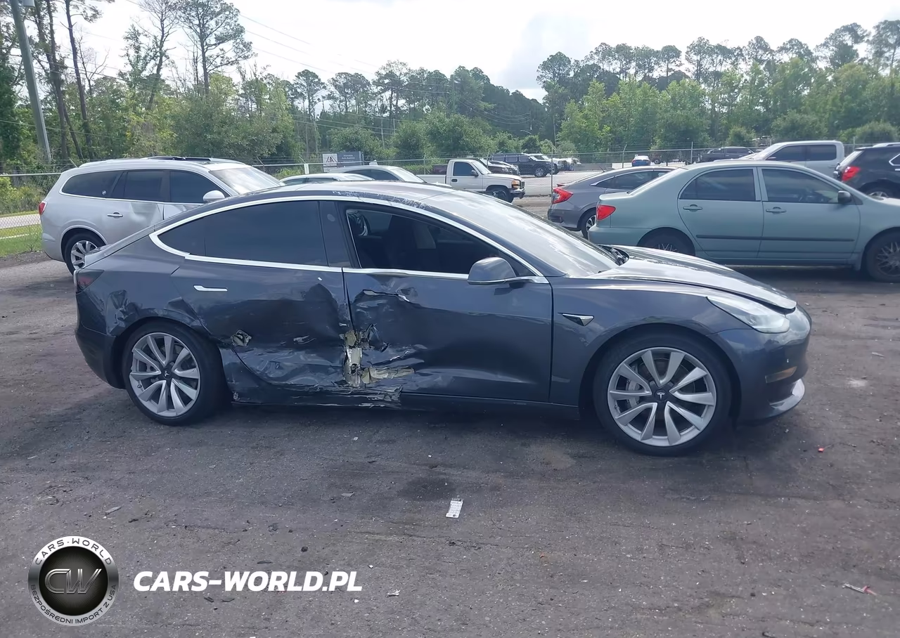 2018 Tesla Model 3 Long Range-Performance VIN:5YJ3E1EB0JF121211 - 12