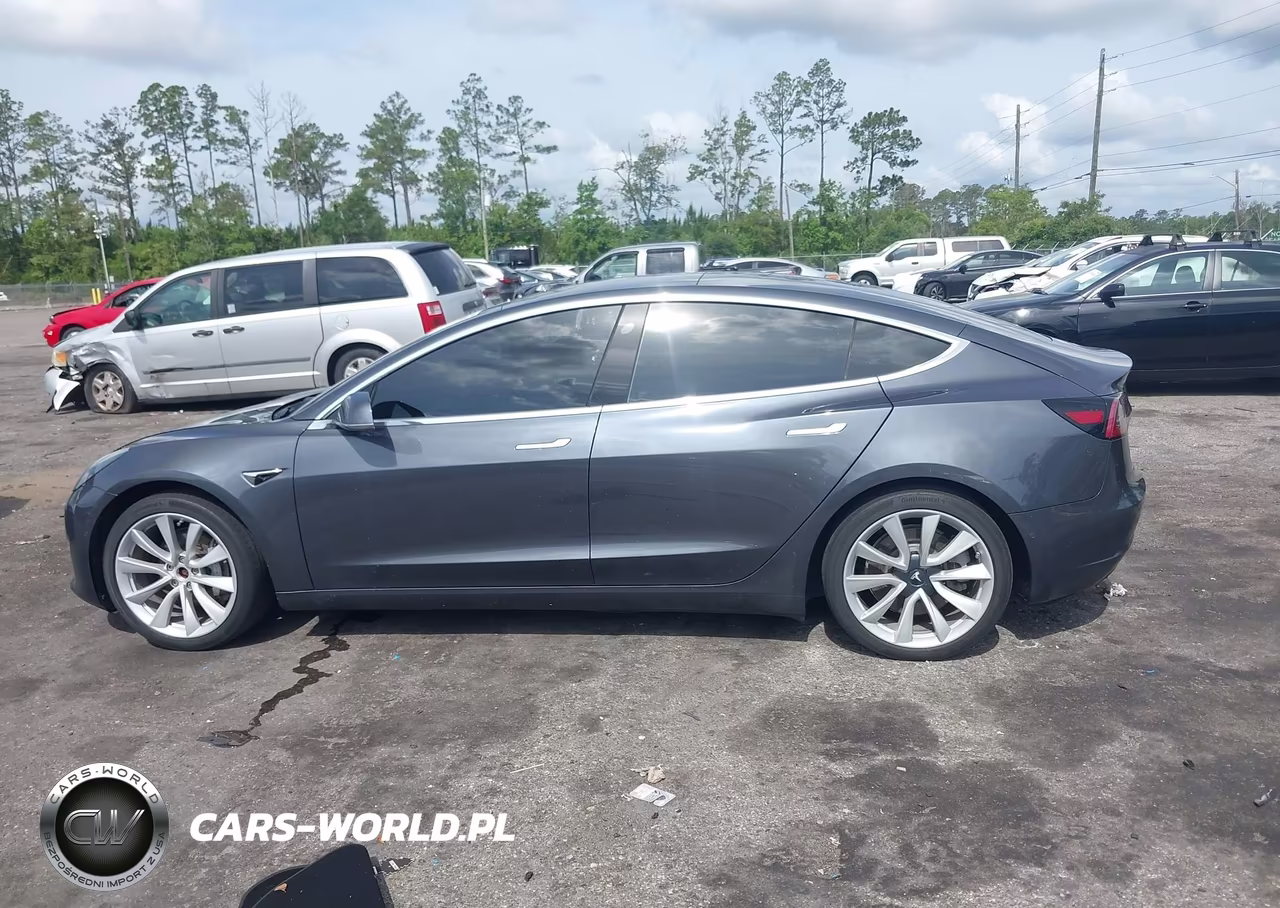 2018 Tesla Model 3 Long Range-Performance VIN:5YJ3E1EB0JF121211 - 13