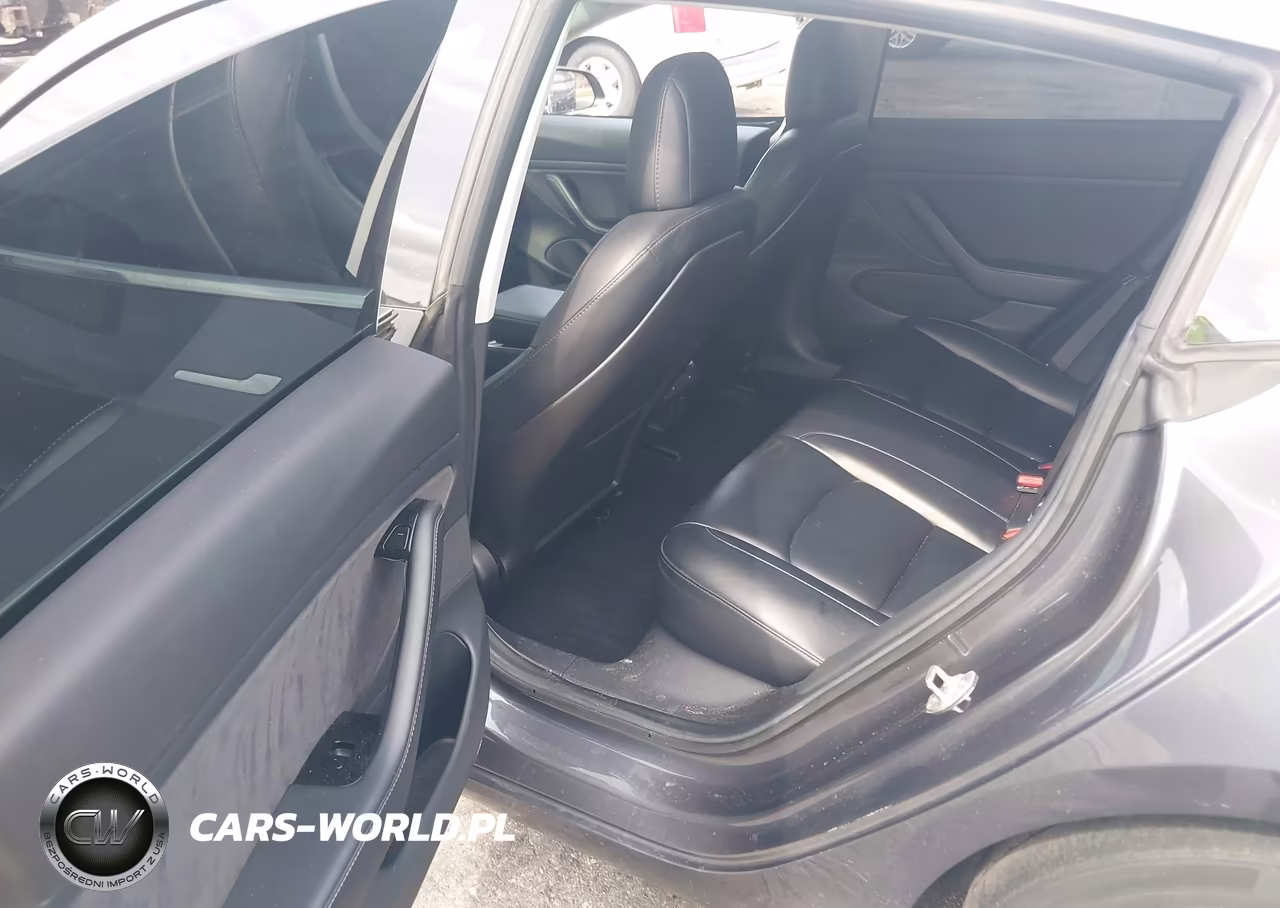 2018 Tesla Model 3 Long Range-Performance VIN:5YJ3E1EB0JF121211 - 8