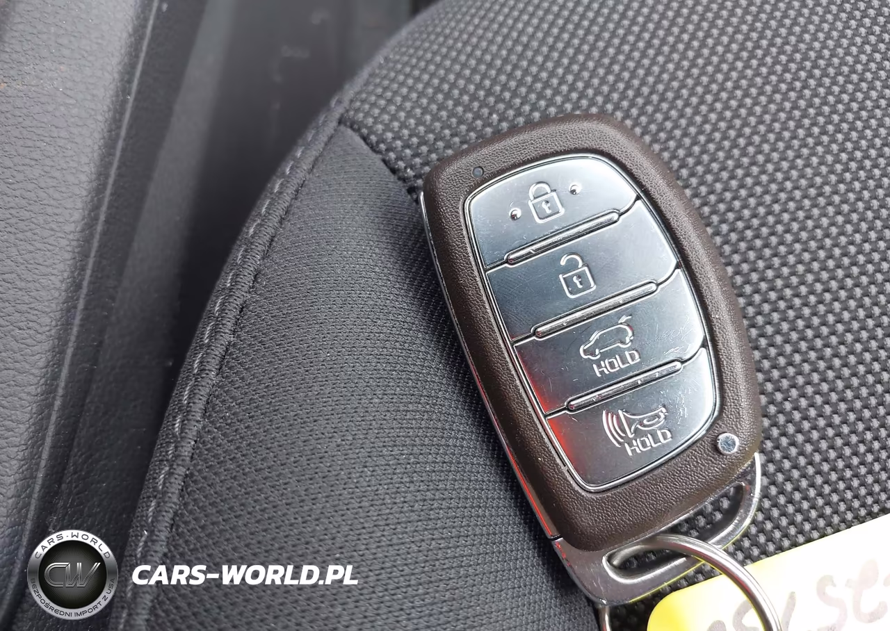 2019 Hyundai Ioniq Plug-In Hybrid VIN:KMHC65LD6KU156364 - 11