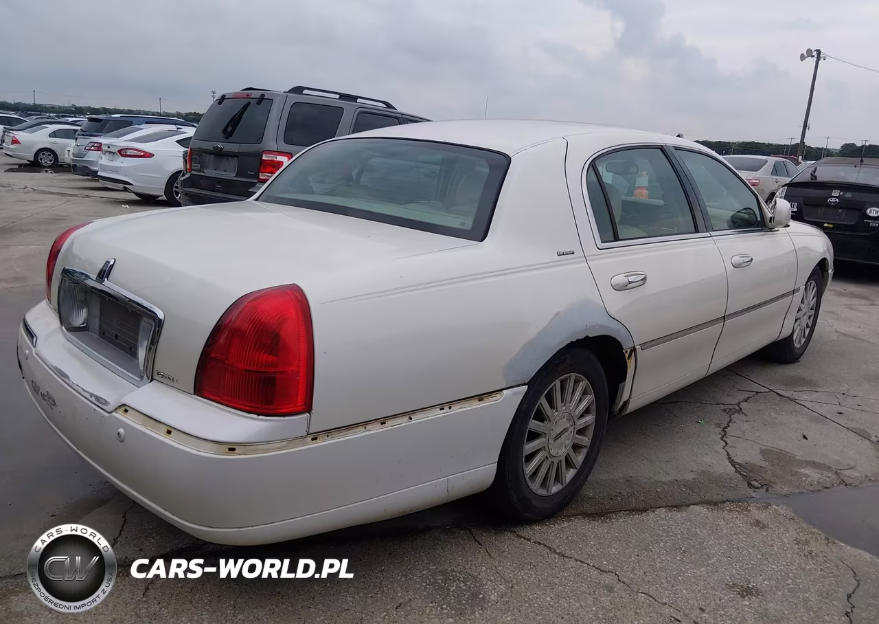 2004 Lincoln Town Car Ultimate VIN:1LNHM83W14Y641411 - 6