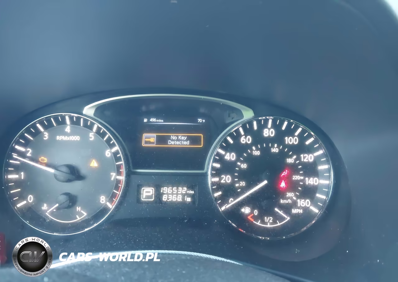 2014 Nissan Pathfinder S VIN:5N1AR2MN6EC675977 - 7
