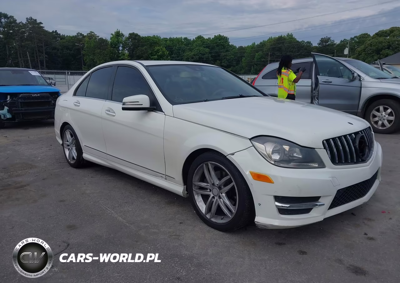2012 Mercedes-Benz C 300 Sport 4Matic