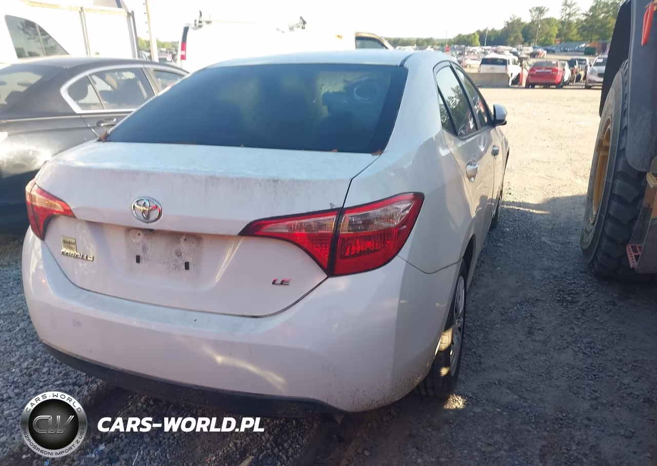 2019 Toyota Corolla Le VIN:5YFBURHE4KP866813 - 4