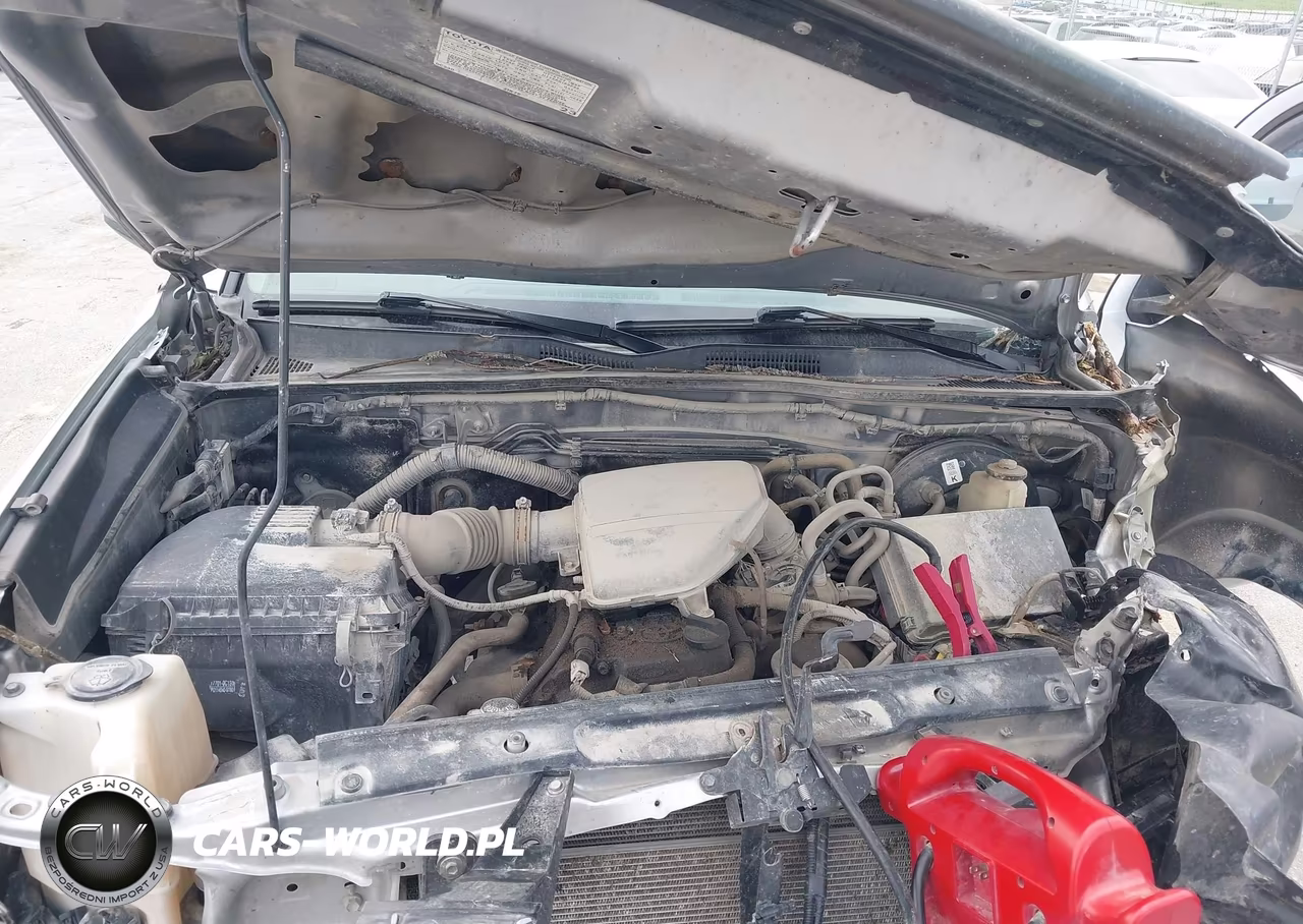 2017 Toyota Tacoma Sr VIN:5TFAX5GN0HX103047 - 10