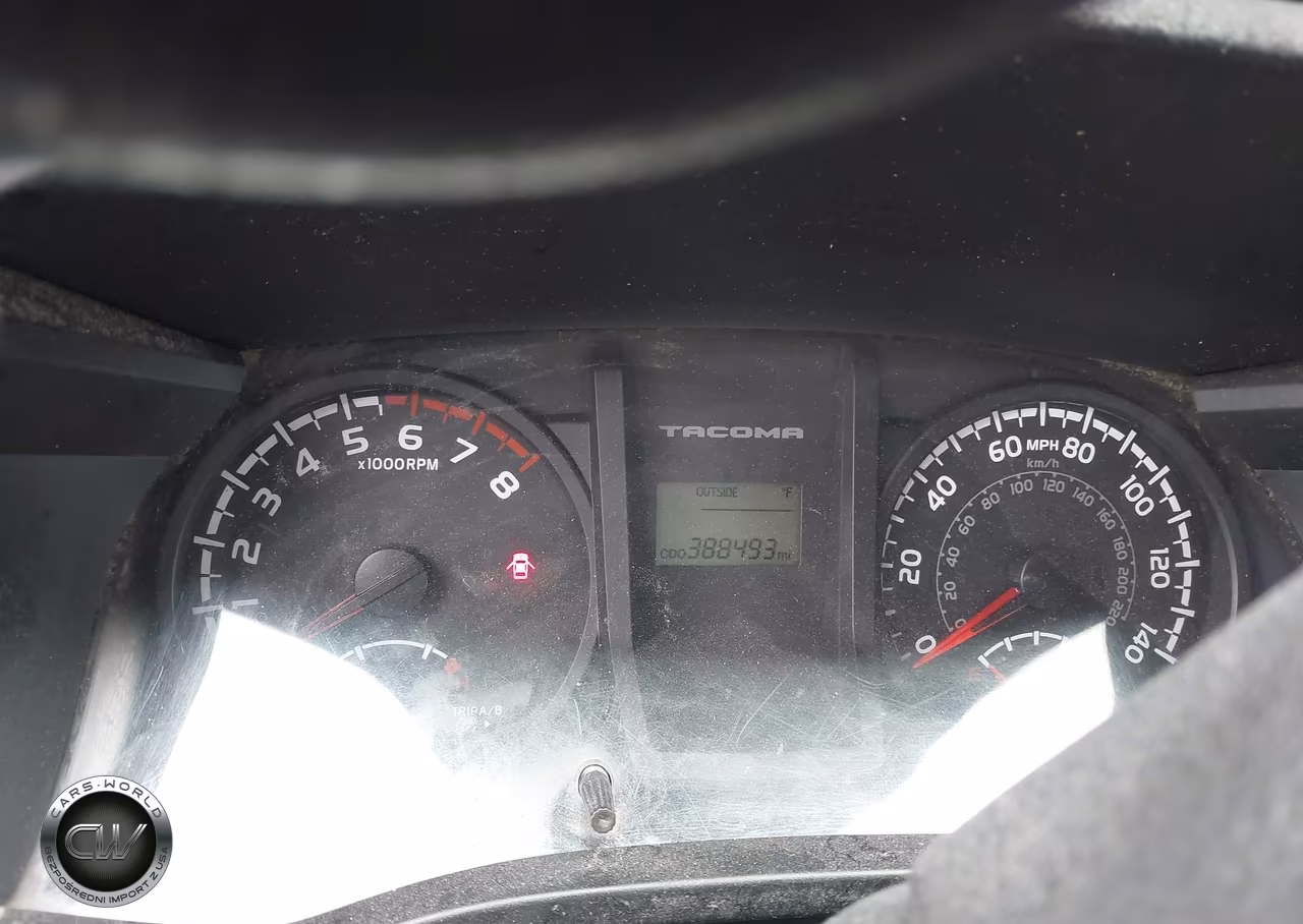 2017 Toyota Tacoma Sr VIN:5TFAX5GN0HX103047 - 7