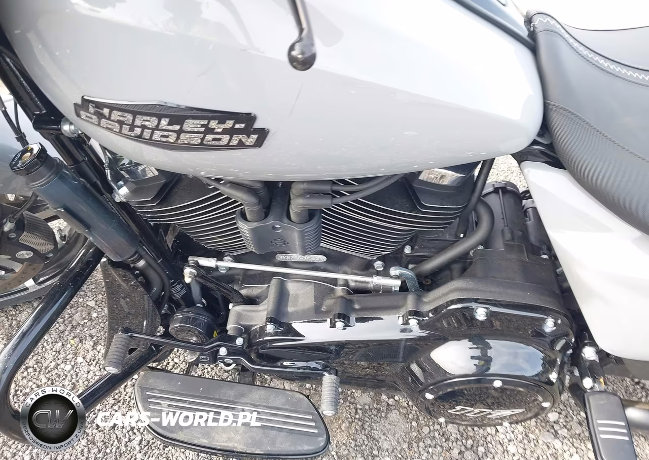 2025 Harley-Davidson Flhx VIN:1HD1KB714SB628562 - 9