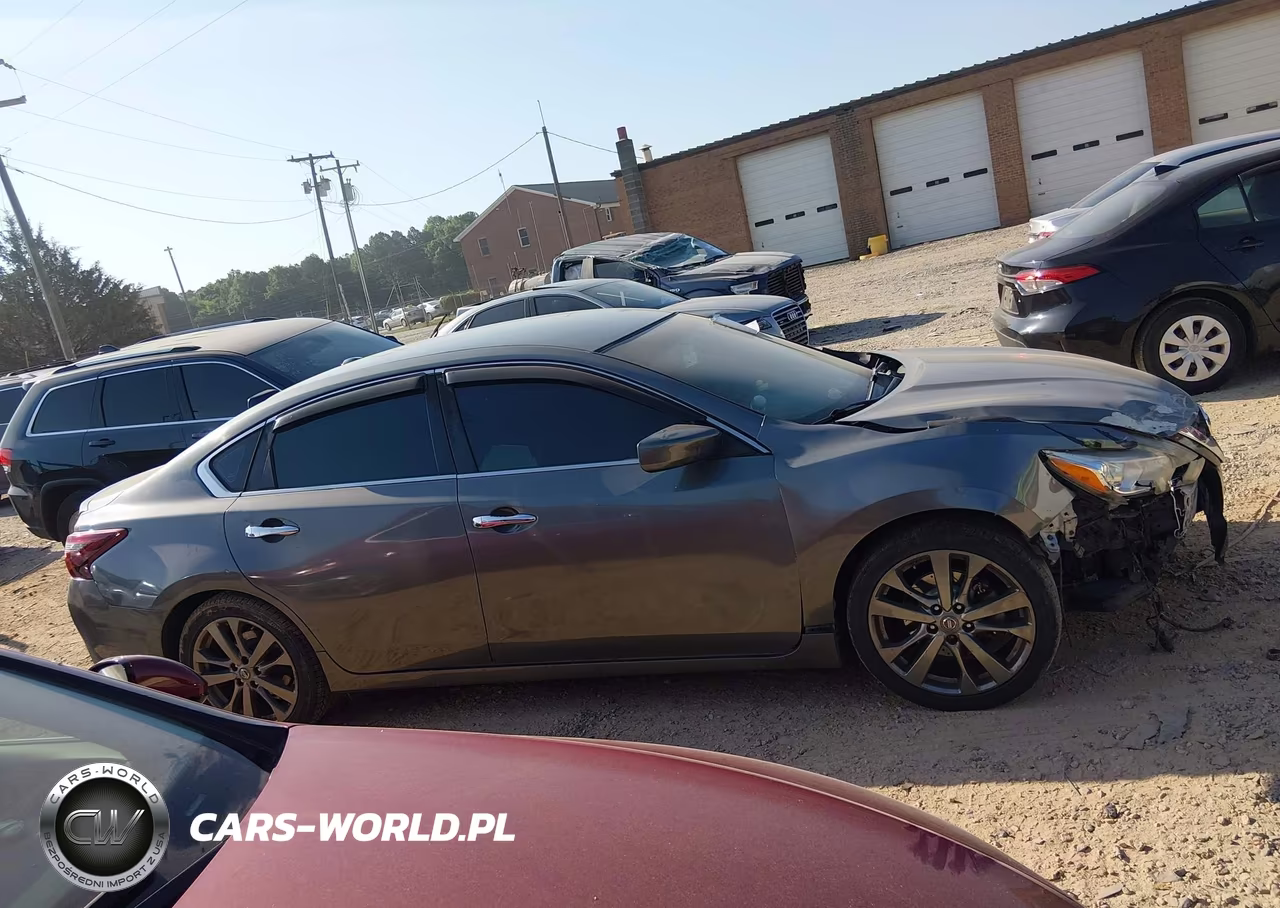2018 Nissan Altima 2.5 Sr VIN:1N4AL3AP2JC148455 - 13