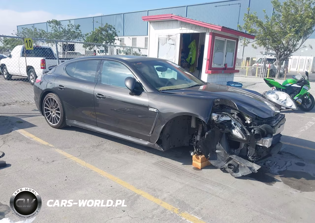 2012 Porsche Panamera 4
