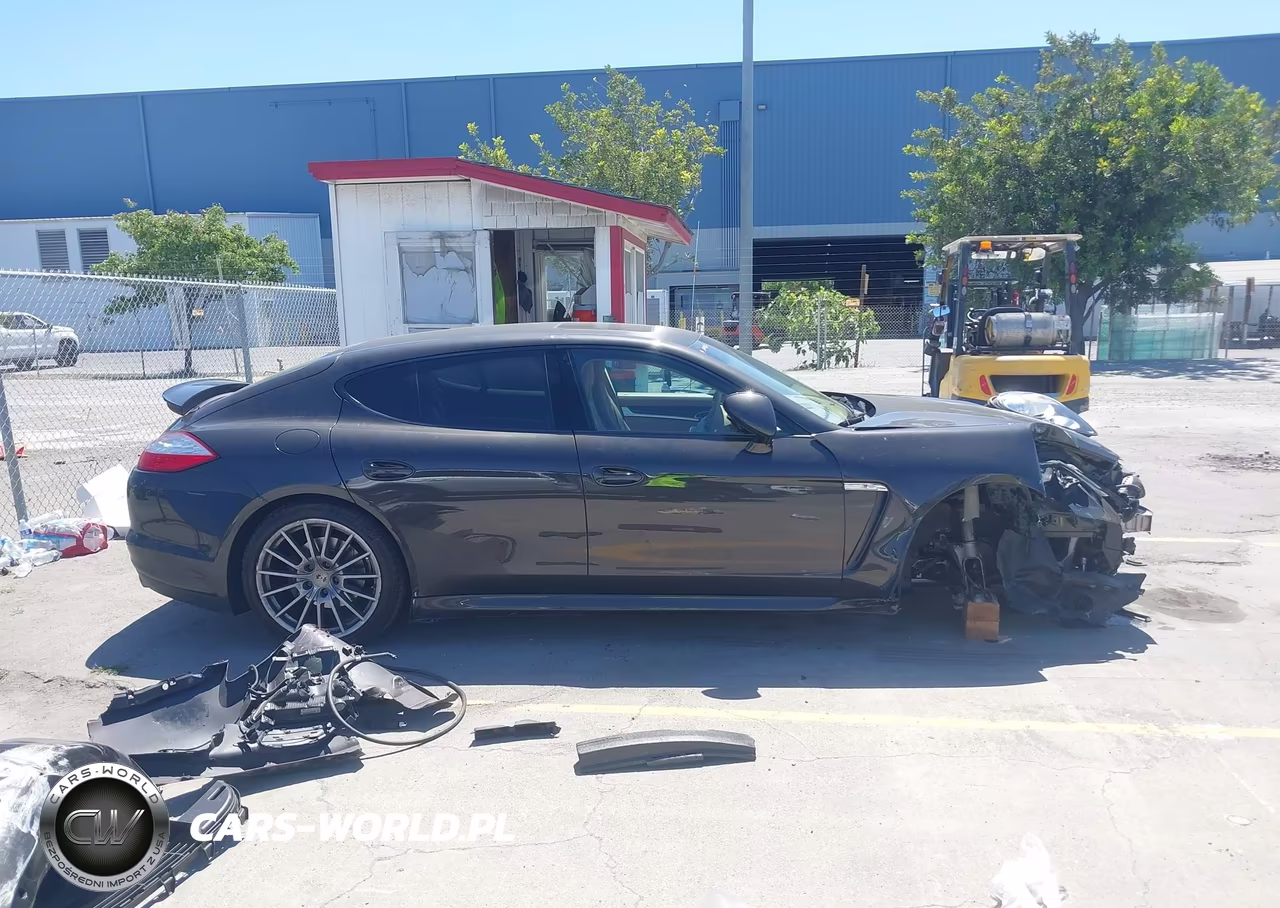 2012 Porsche Panamera 4 VIN:WP0AA2A7XCL010434 - 14