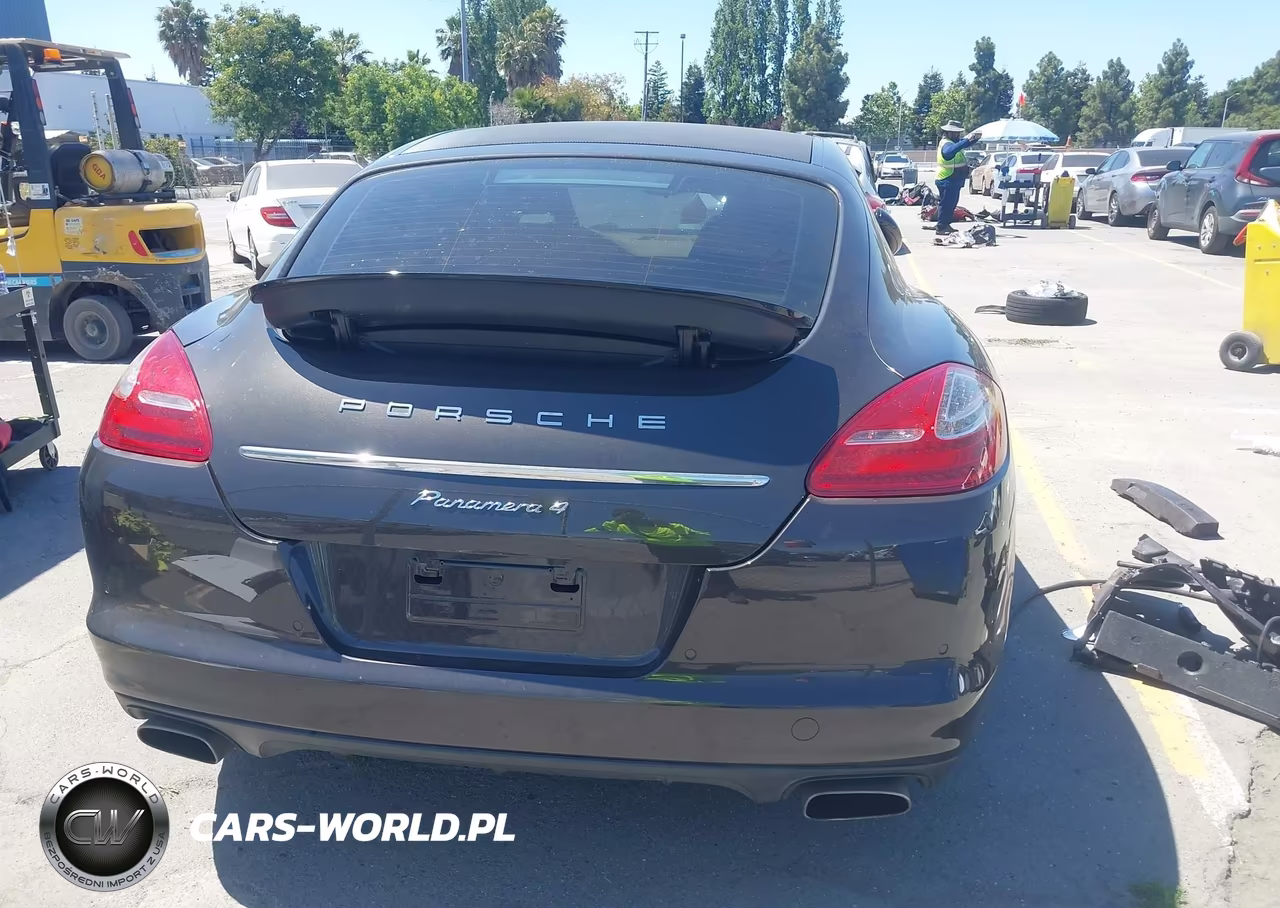 2012 Porsche Panamera 4 VIN:WP0AA2A7XCL010434 - 17