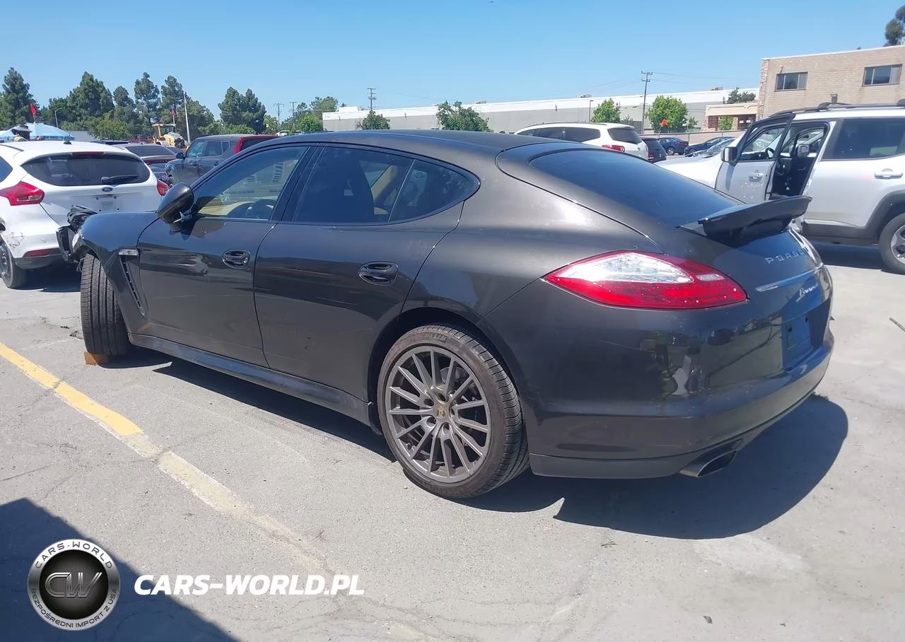 2012 Porsche Panamera 4 VIN:WP0AA2A7XCL010434 - 3