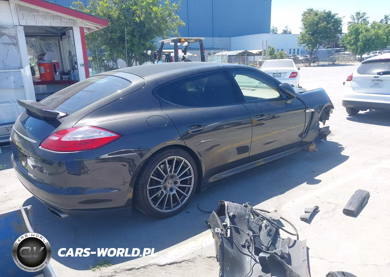 2012 Porsche Panamera 4 VIN:WP0AA2A7XCL010434 - 4