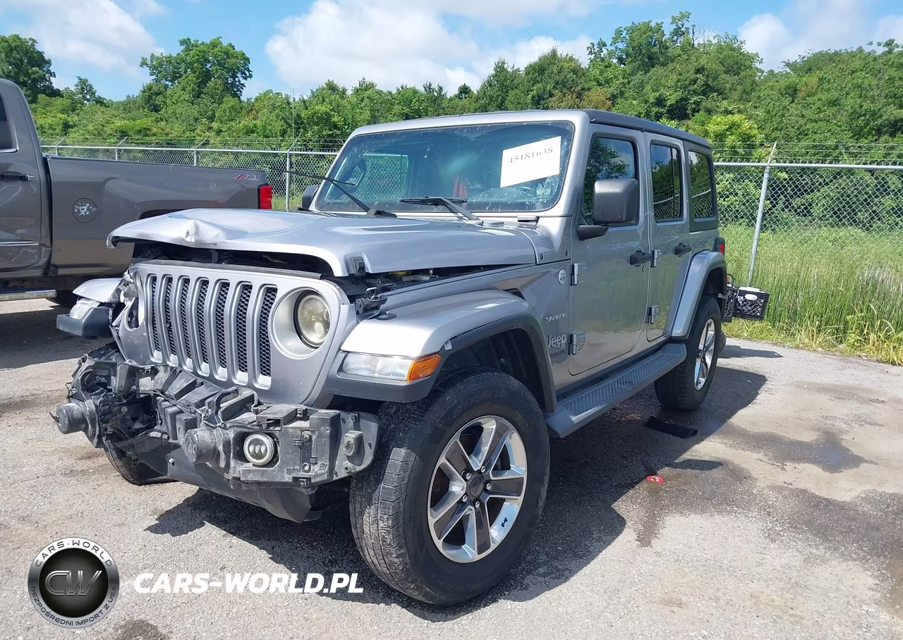 2019 Jeep Wrangler Unlimited Sahara 4X4 VIN:1C4HJXEN5KW516335 - 2