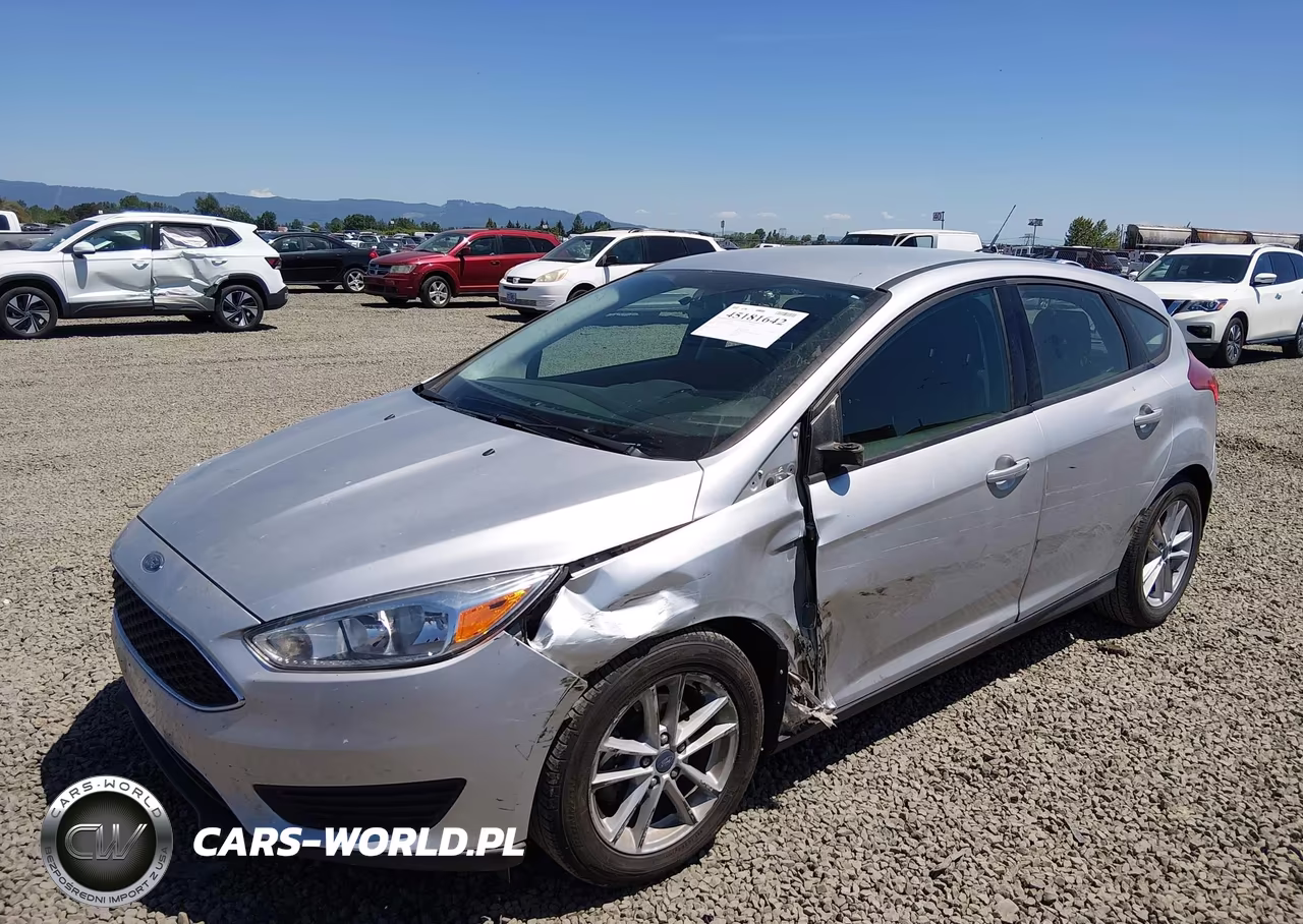 2018 Ford Focus Se VIN:1FADP3K28JL254025 - 2
