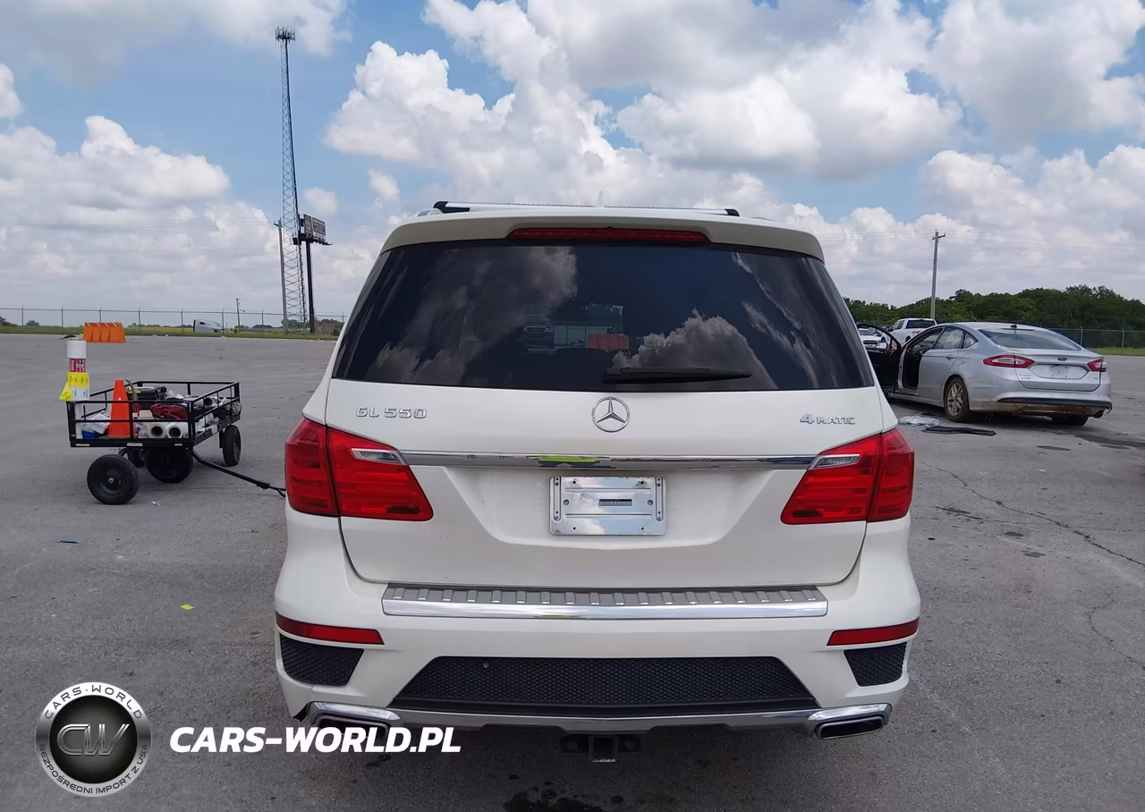 2015 Mercedes-Benz Gl 550 4Matic VIN:4JGDF7DEXFA533681 - 17