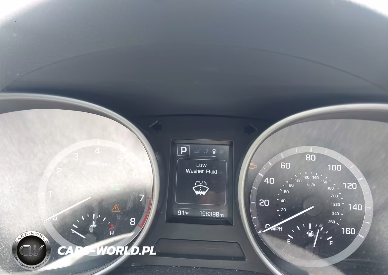 2017 Hyundai Santa Fe Se VIN:KM8SM4HF2HU223766 - 7