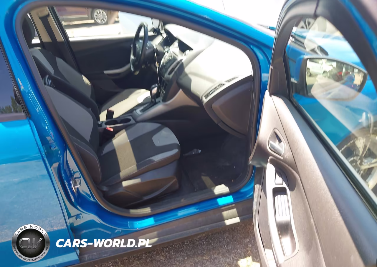 2012 Ford Focus Se VIN:1FAHP3K27CL434441 - 5