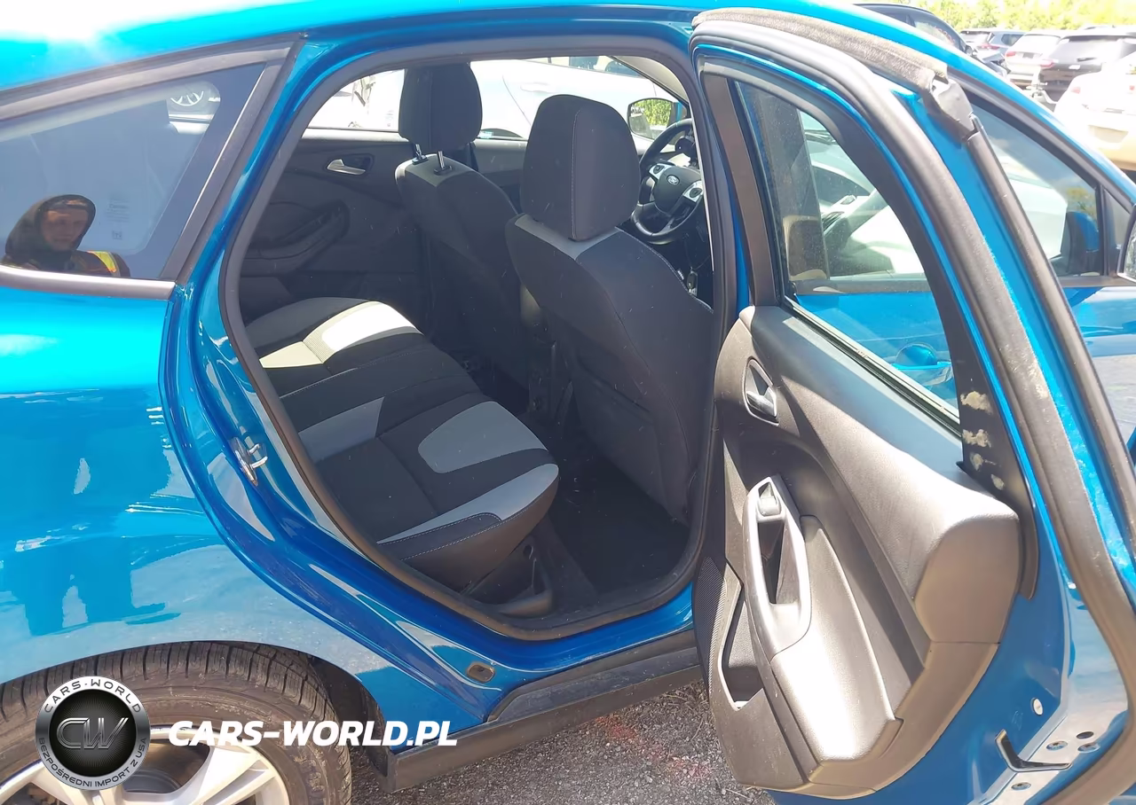 2012 Ford Focus Se VIN:1FAHP3K27CL434441 - 8