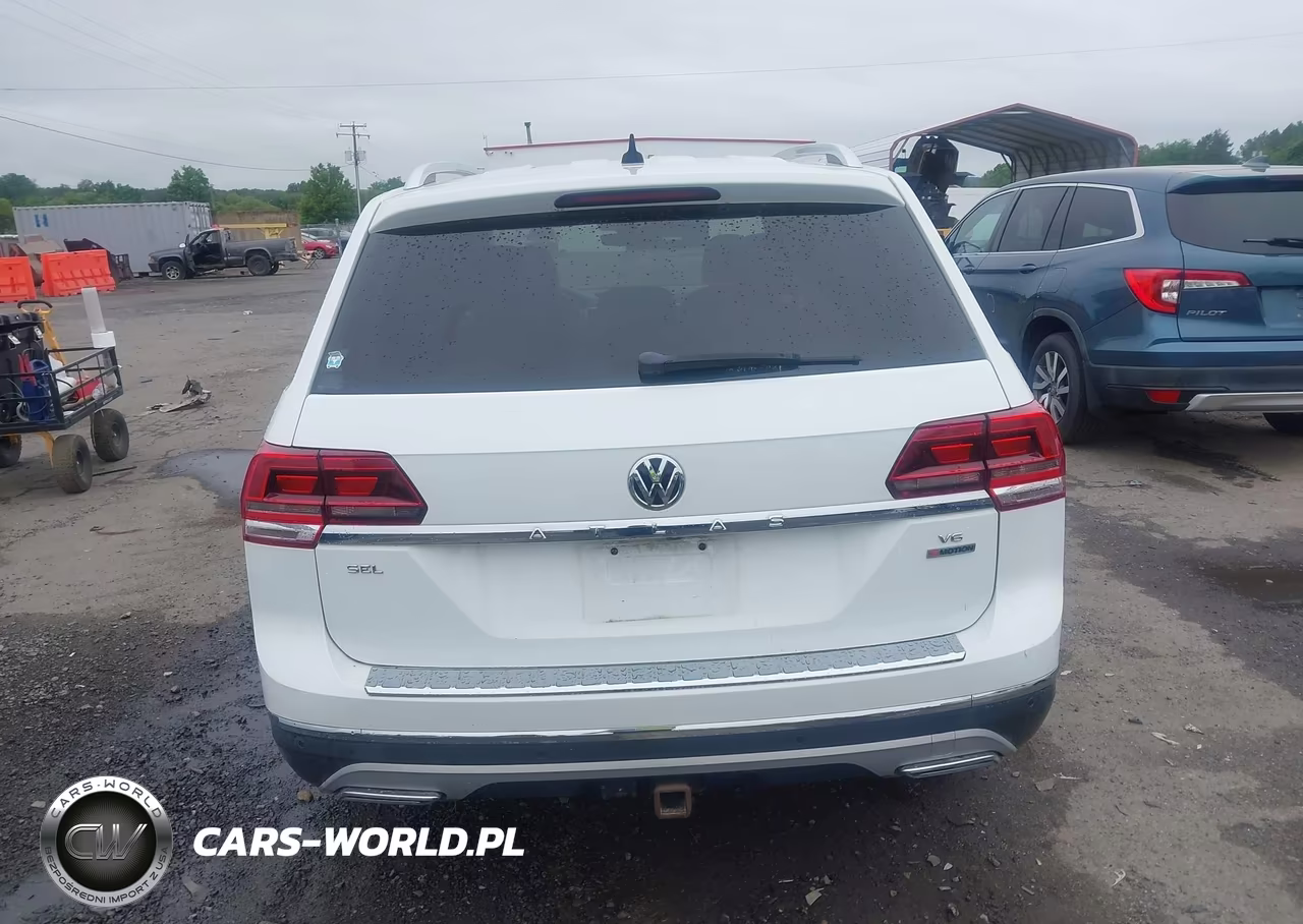 2018 Volkswagen Atlas 3.6L V6 Sel VIN:1V2MR2CA1JC581661 - 16