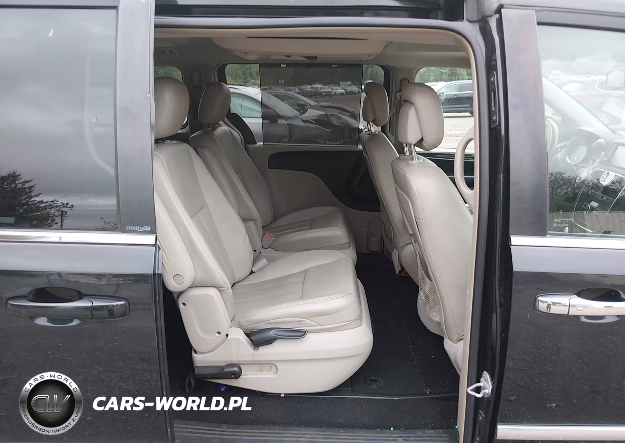 2012 Chrysler Town & Country Touring-L VIN:2C4RC1CG5CR118357 - 8