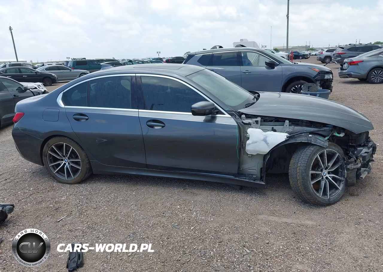 2020 BMW 330I xDrive VIN:3MW5R7J02L8B09165 - 14