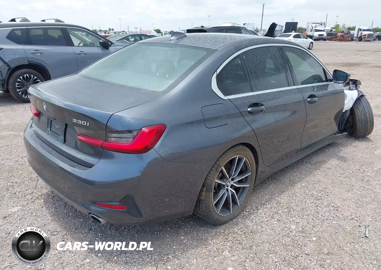 2020 BMW 330I xDrive VIN:3MW5R7J02L8B09165 - 4