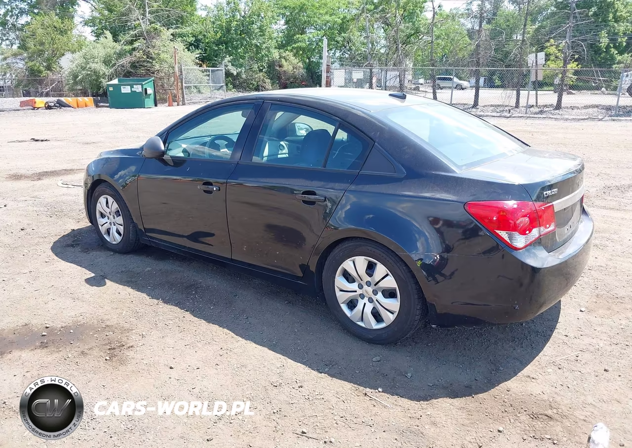 2014 Chevrolet Cruze Ls Auto VIN:1G1PA5SG0E7138292 - 3