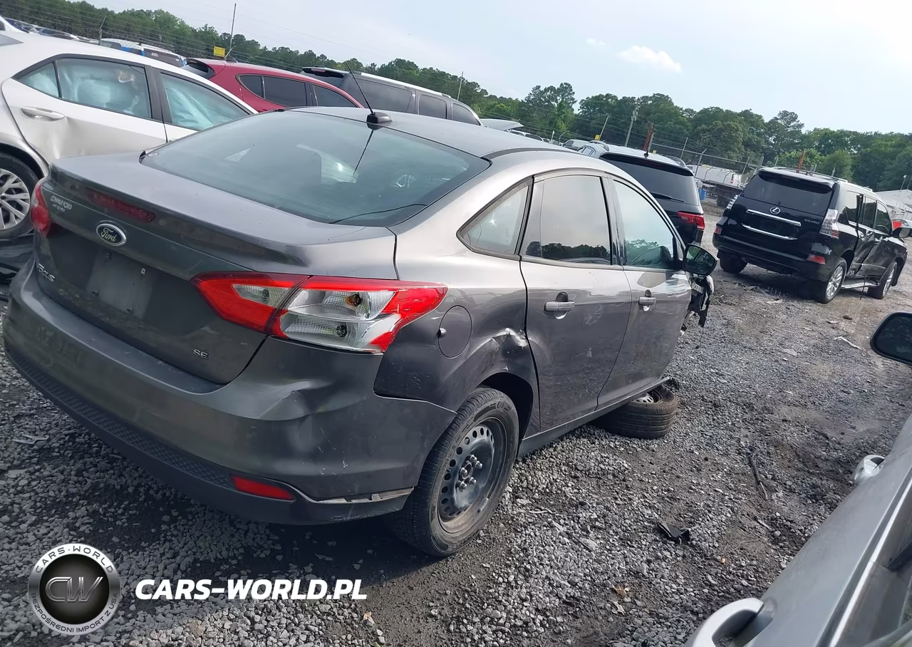 2012 Ford Focus Se VIN:1FAHP3F28CL201534 - 4