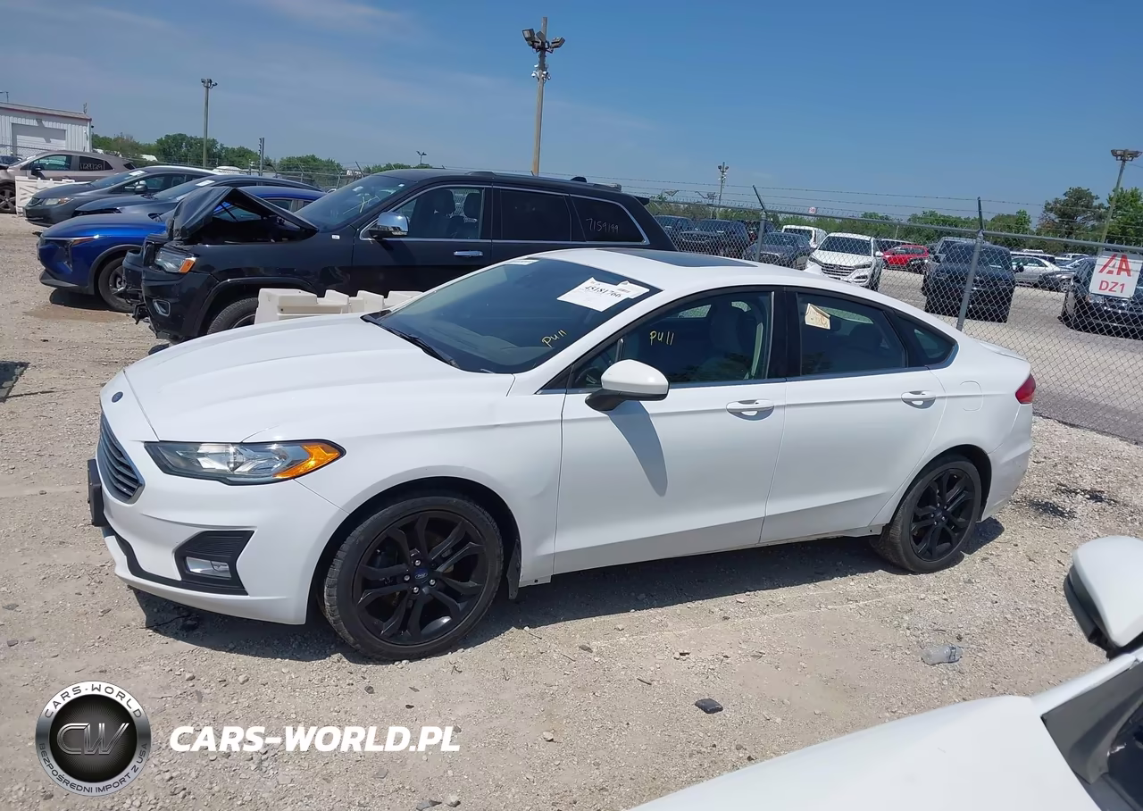 2019 Ford Fusion Se VIN:3FA6P0HD1KR254709 - 14