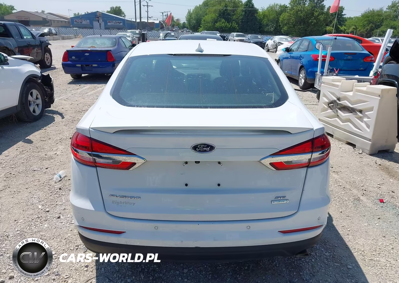 2019 Ford Fusion Se VIN:3FA6P0HD1KR254709 - 16